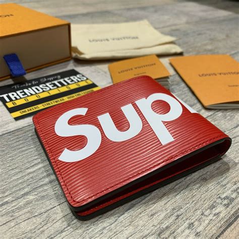 supreme red wallet